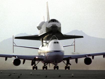 shuttle-piggyback.jpg